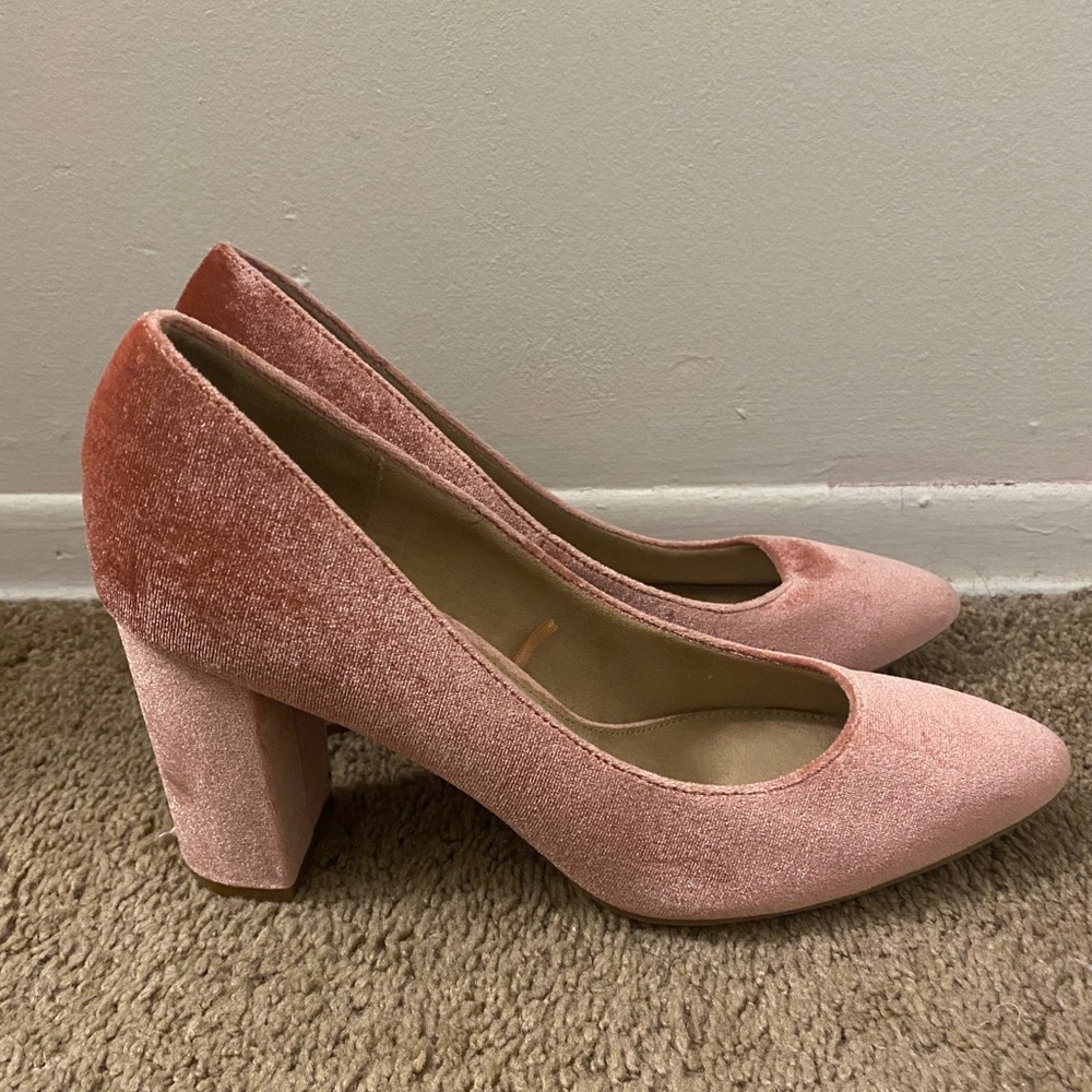 Velvet pink heels